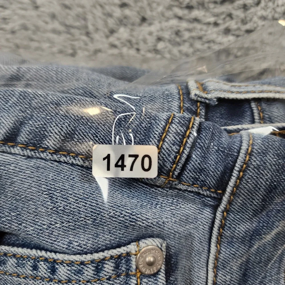 7 For All Mankind Austyn Jeans Mens 34x30 Light Blue Distressed Relaxed Straight